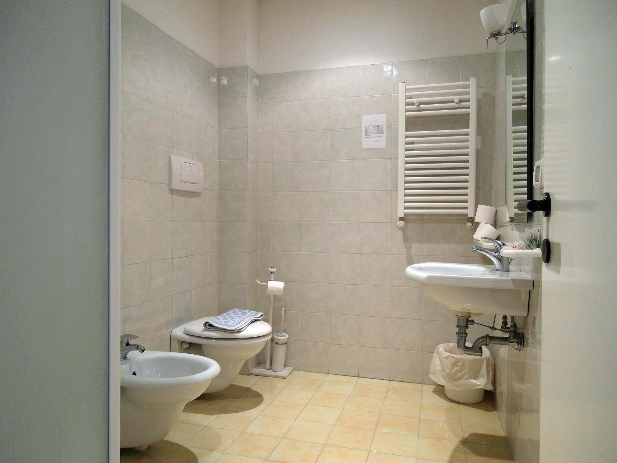 Hotel Casa Per Ferie Opera Don Calabria à Rome Extérieur photo