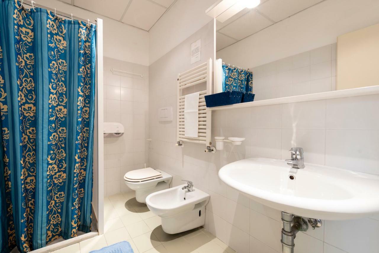Hotel Casa Per Ferie Opera Don Calabria à Rome Extérieur photo